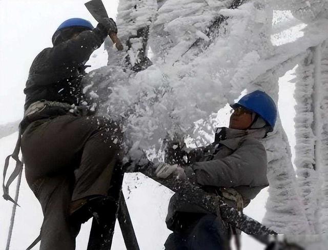 一场大雪，让我国疯狂建造高铁！今年大雪，绿皮火车却是主场？,一场大雪，让我国疯狂建造高铁！今年大雪，绿皮火车却是主场？,第3张