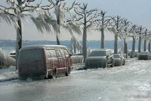 一场大雪，让我国疯狂建造高铁！今年大雪，绿皮火车却是主场？,一场大雪，让我国疯狂建造高铁！今年大雪，绿皮火车却是主场？,第2张