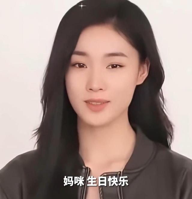 女儿22岁去世，包小柏一夜白头，用ai复活女儿，父爱深沉被笑魔怔,女儿22岁去世，包小柏一夜白头，用ai复活女儿，父爱深沉被笑魔怔,第9张