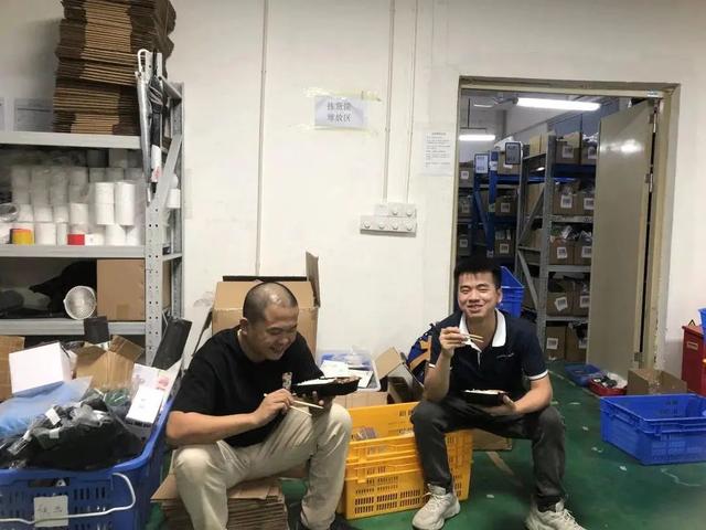 AI风口下的创业者，人力缩减一半，靠AI开了几十家店,AI风口下的创业者，人力缩减一半，靠AI开了几十家店,第4张