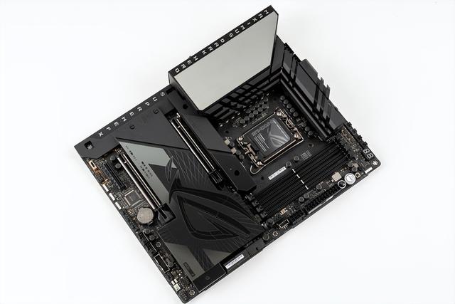 大号像素模块—14700K+ROG Z790 DARK HERO + 九州风神墨菲斯装机分享,大号像素模块—14700K+ROG Z790 DARK HERO + 九州风神墨菲斯装机分享,第47张