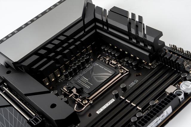 大号像素模块—14700K+ROG Z790 DARK HERO + 九州风神墨菲斯装机分享,大号像素模块—14700K+ROG Z790 DARK HERO + 九州风神墨菲斯装机分享,第51张