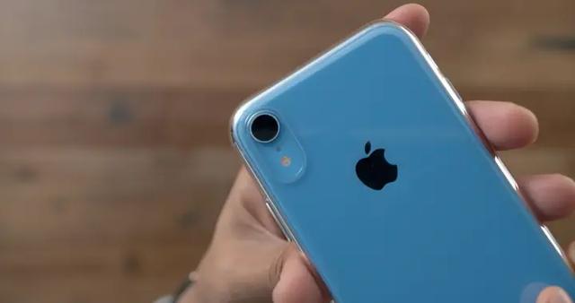 【使用心得】更改 iPhone 显示设置 大幅增加电池续航 非深色模式,【使用心得】更改 iPhone 显示设置 大幅增加电池续航 非深色模式,第4张