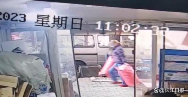 10元3副耳钉遭遇“仅退款”，驱车千里寻买家！卖家：就为了争口气……,10元3副耳钉遭遇“仅退款”，驱车千里寻买家！卖家：就为了争口气……,第3张