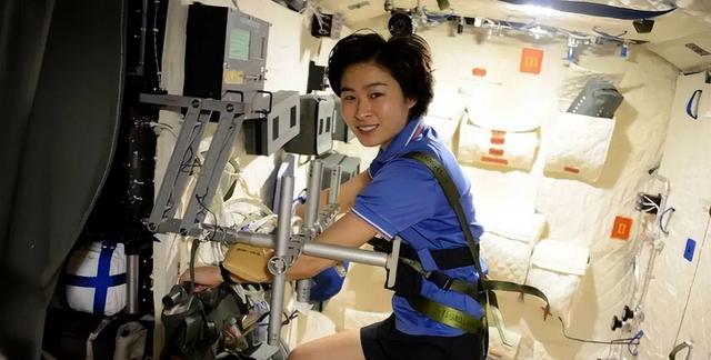 女宇航员在太空是如何生活的？说出来你可能不信,女宇航员在太空是如何生活的？说出来你可能不信,第12张