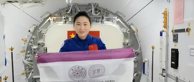 女宇航员在太空是如何生活的？说出来你可能不信,女宇航员在太空是如何生活的？说出来你可能不信,第31张