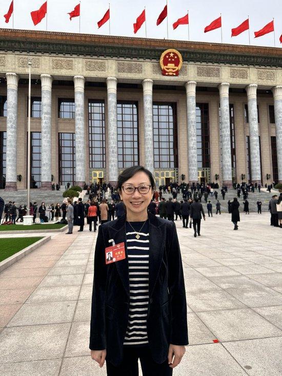 全国政协委员曹菲：建立AI数据交易市场 制定数据交易规范