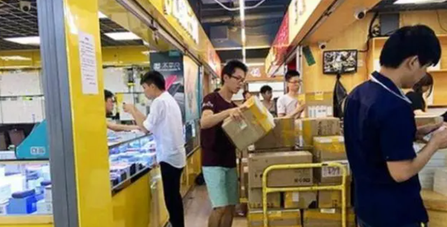 一夜亏光千万！华强北“手机王子”变疯癫流浪汉，他经历了什么？,一夜亏光千万！华强北“手机王子”变疯癫流浪汉，他经历了什么？,第19张