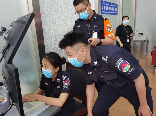 机场安全员提醒：这三样东西可以带上飞机，好多人不懂偷偷扔掉了,机场安全员提醒：这三样东西可以带上飞机，好多人不懂偷偷扔掉了,第3张