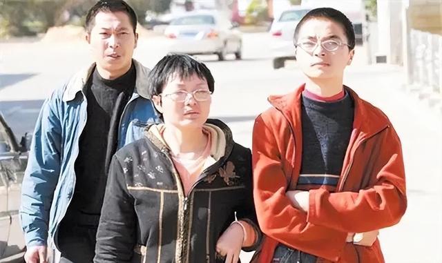 2004年，抓着飞机起落架飞到重庆的14岁男孩梁攀龙，现在怎样了,2004年，抓着飞机起落架飞到重庆的14岁男孩梁攀龙，现在怎样了,第4张