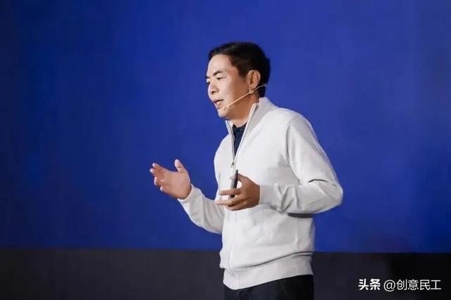 微信之父张小龙：天才、疯子、偏执狂，一手打造万亿级社交帝国！,微信之父张小龙：天才、疯子、偏执狂，一手打造万亿级社交帝国！,第7张
