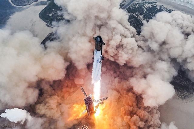 一起看今日摘要，7月14号星期日，8条摘要速览