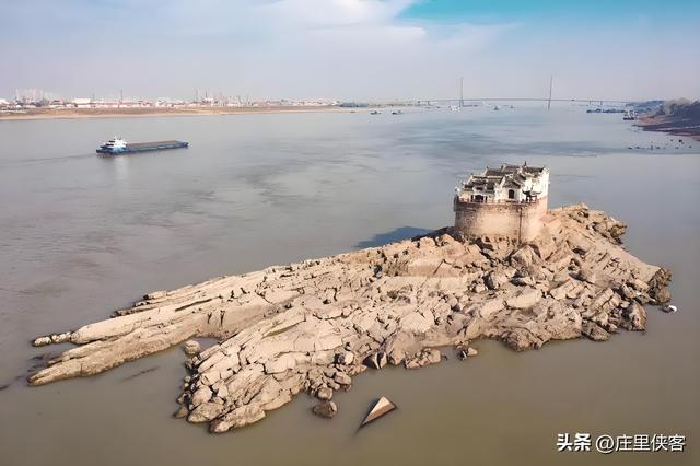 打通长江“中梗阻”，万吨海轮直达重庆，让“黄金水道”名至实归,打通长江“中梗阻”，万吨海轮直达重庆，让“黄金水道”名至实归,第7张