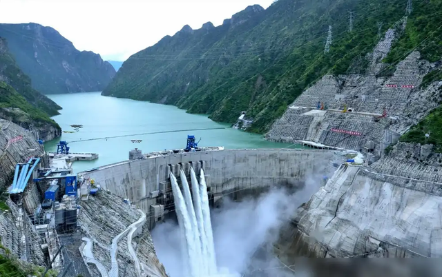 在建最大水电站成功截流！这条河水力资源破亿，全部开发会怎样？,在建最大水电站成功截流！这条河水力资源破亿，全部开发会怎样？,第3张