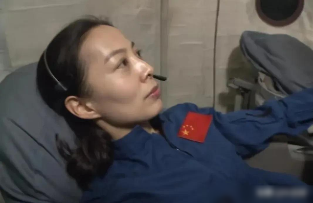 女航天员在太空中，如何保护自己的隐私？航天女英雄牺牲太大了,女航天员在太空中，如何保护自己的隐私？航天女英雄牺牲太大了,第2张