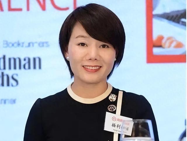 海底捞CEO杨利娟辞任，陪伴老板24年，分了30亿，如今去哪,海底捞CEO杨利娟辞任，陪伴老板24年，分了30亿，如今去哪,第3张