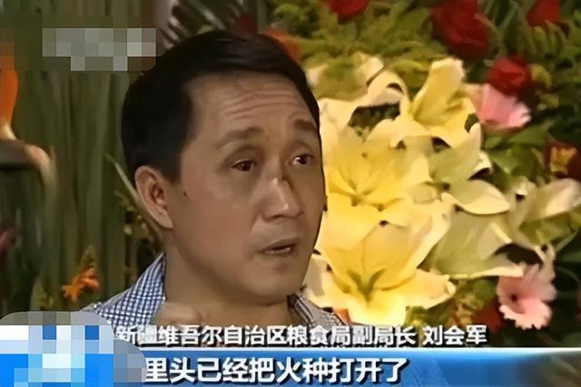 是男人都给我上！2012年和田劫机，乘客挺身而出勇擒歹徒,是男人都给我上！2012年和田劫机，乘客挺身而出勇擒歹徒,第22张