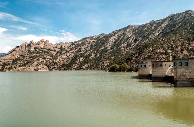 沙漠发洪水？中国建造亚洲最大沙漠水库，遭美专家质疑，现状如何,沙漠发洪水？中国建造亚洲最大沙漠水库，遭美专家质疑，现状如何,第18张