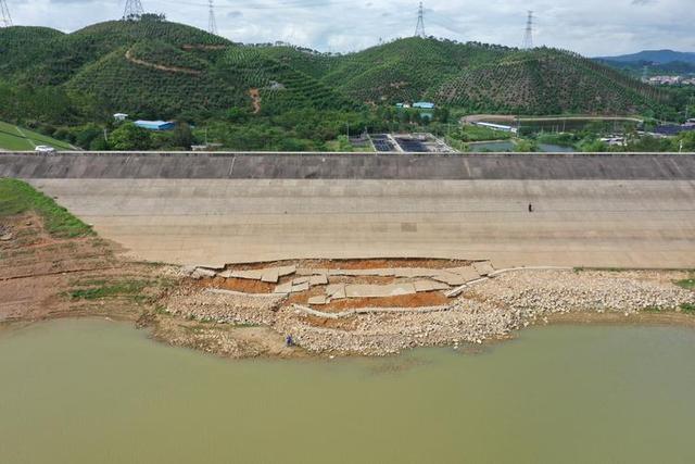 三峡大坝建成18年，竟已经淤积20亿吨泥沙！最终会导致什么后果？,三峡大坝建成18年，竟已经淤积20亿吨泥沙！最终会导致什么后果？,第4张