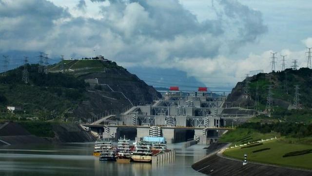 三峡大坝建成18年，竟已经淤积20亿吨泥沙！最终会导致什么后果？,三峡大坝建成18年，竟已经淤积20亿吨泥沙！最终会导致什么后果？,第10张