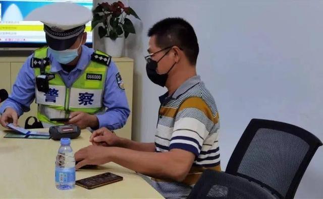 拆除“电子警察”？一年3000亿的罚款，“为罚而设”何时停止？,拆除“电子警察”？一年3000亿的罚款，“为罚而设”何时停止？,第11张