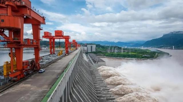 三峡大坝建成18年，竟已经淤积20亿吨泥沙！最终会导致什么后果？,三峡大坝建成18年，竟已经淤积20亿吨泥沙！最终会导致什么后果？,第12张