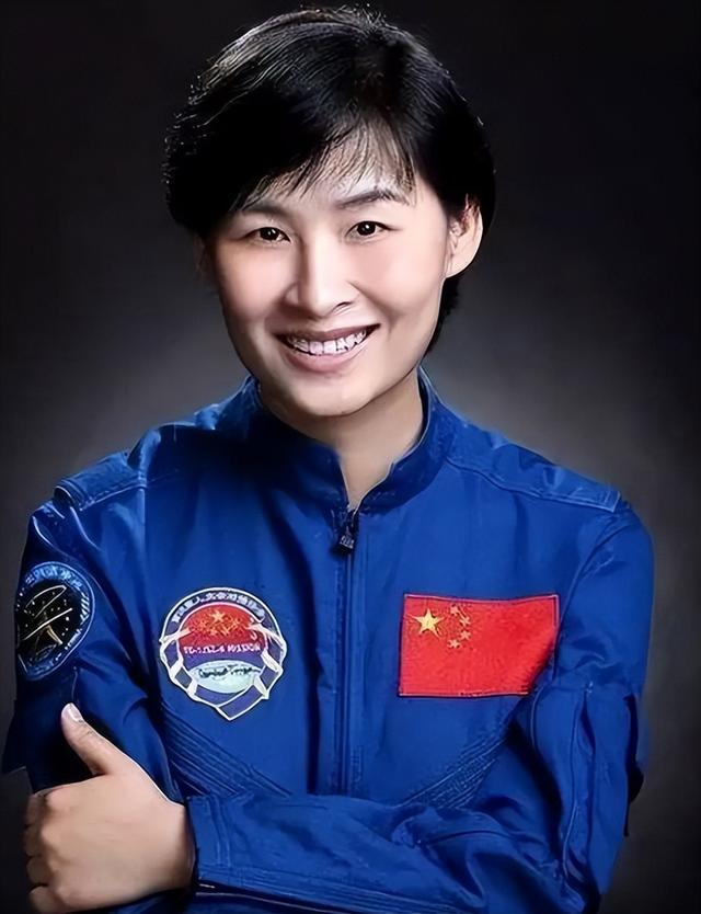 中国首位女宇航员刘洋，登天归来便突然“消失”，如今怎么样了,中国首位女宇航员刘洋，登天归来便突然“消失”，如今怎么样了,第11张