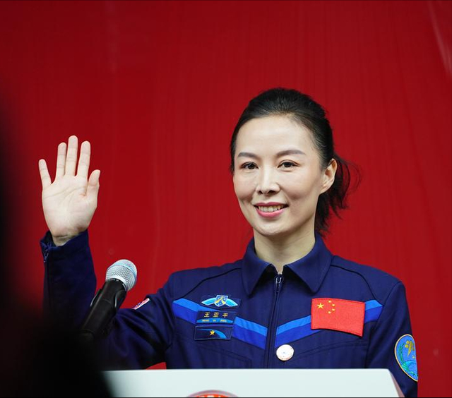 女航天员牺牲巨大 升空前必吃避孕药 太空探索背后的女性艰辛与无奈,女航天员牺牲巨大 升空前必吃避孕药 太空探索背后的女性艰辛与无奈,第12张