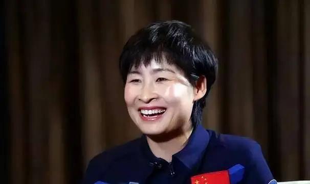 中国首位女宇航员刘洋，完成飞天任务后突然“消失”，如今怎样了,中国首位女宇航员刘洋，完成飞天任务后突然“消失”，如今怎样了,第17张