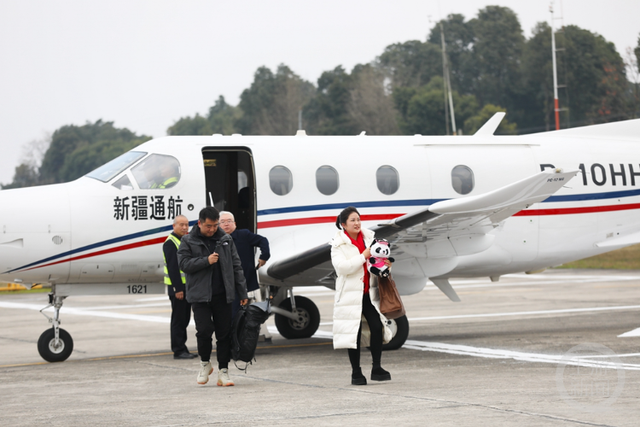 川渝通用航空短途运输航线首次开通,川渝通用航空短途运输航线首次开通,第3张