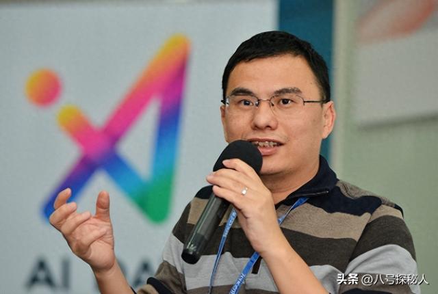 他身家几百亿却只开20万的车，8亿人用他的产品，却没几人认识他