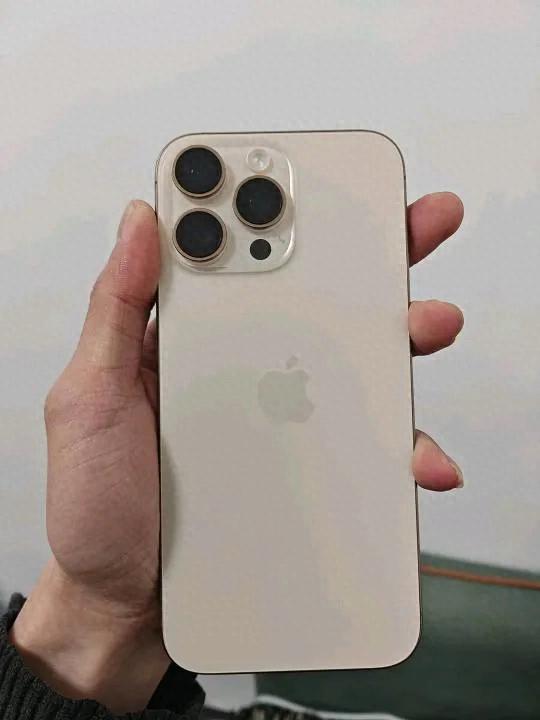 2025年iPhone 16 Pro Max值得购买嘛？