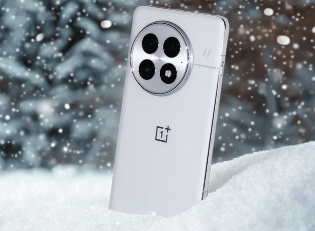 24GB+1TB顶配，骁龙8至尊版+哈苏影像，从5999元跌到4588元,24GB+1TB顶配，骁龙8至尊版+哈苏影像，从5999元跌到4588元,第5张
