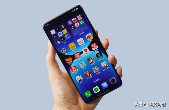 12GB+256GB+骁龙8至尊版，现已跌至2387元，堪称行业“新卷王”,12GB+256GB+骁龙8至尊版，现已跌至2387元，堪称行业“新卷王”,第2张