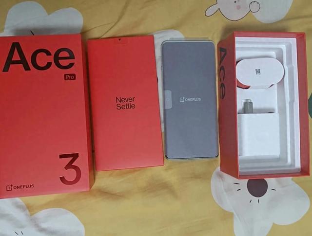 骁龙8Gen3新机跌至1399元，还是16+512高配版，如今二手卖多少？